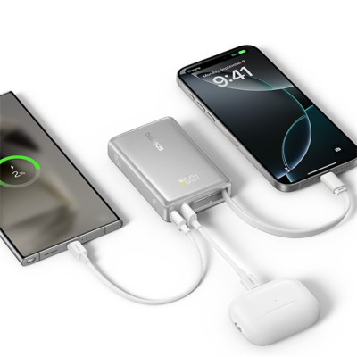 Baseus PicoGo powerbank 10000 mAh, 45W, beépített USB-C kábellel – ezüst Baseus PicoGo powerbank 10000 mAh, 45W, beépített USB-C kábellel – ezüst